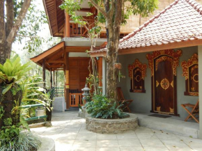 Гостиница Villa Dua Bintang  Munduk